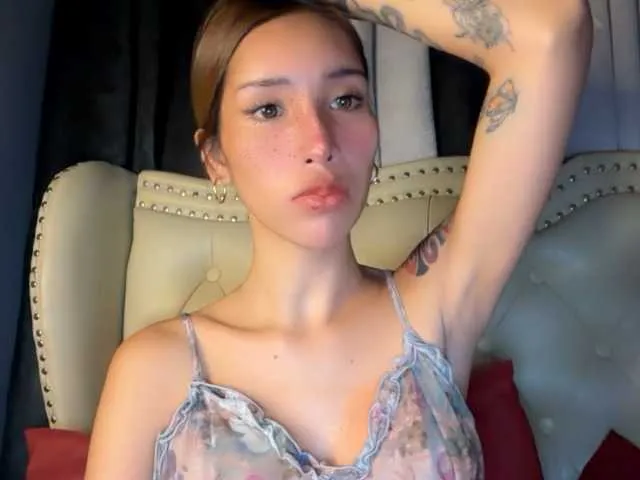 cutiepinayxx live sex cam on Chatviper
