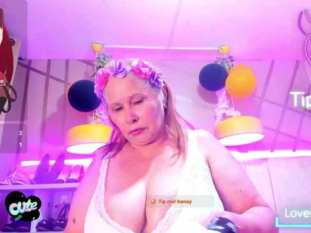 girl-amada's Thumb Image