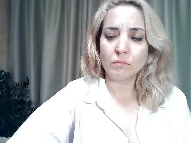 mariska-kiska Image 17