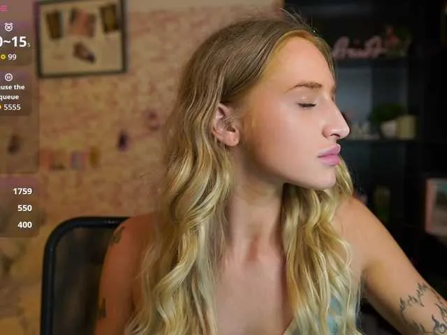 NicoletteShea01 Image 14