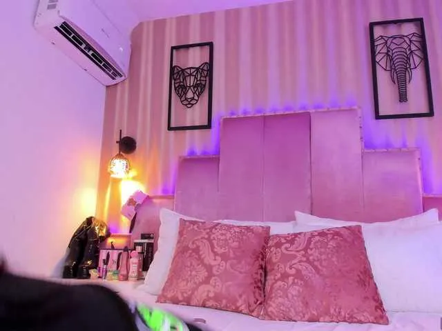 SamanthaAdelle Image 9