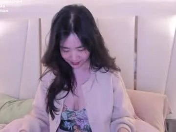 clara_chan's Thumb Image