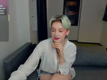 nakishacroshaw Image 12