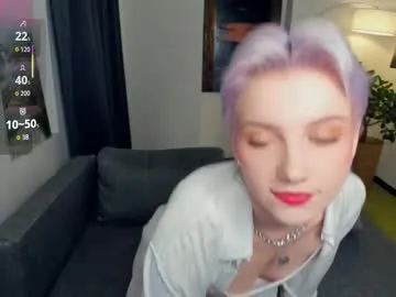 nakishacroshaw Image 19