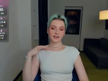 nakishacroshaw Image 2