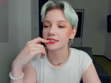 nakishacroshaw Image 7