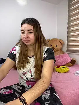 __Emma__11__Lecat_ streaming now