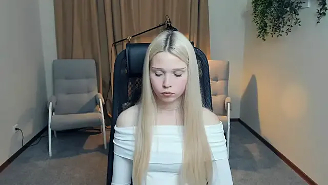 CherrylHolme's Thumb Image