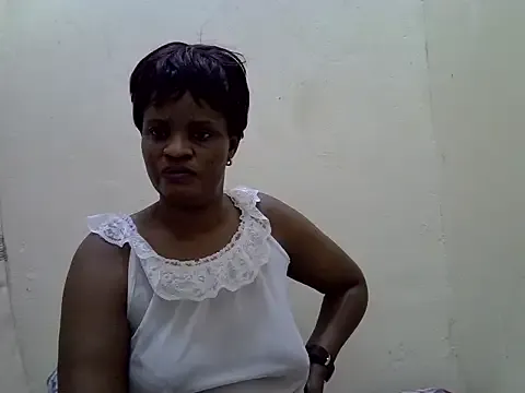 creamyhairy_puss Image 5