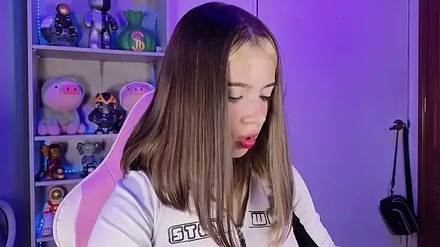 EmilyMiller_ Image 15