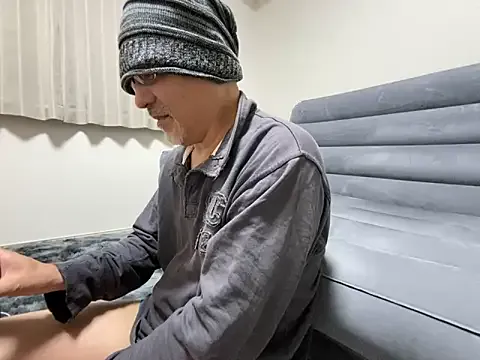 Grandpa29hijii's Thumb Image