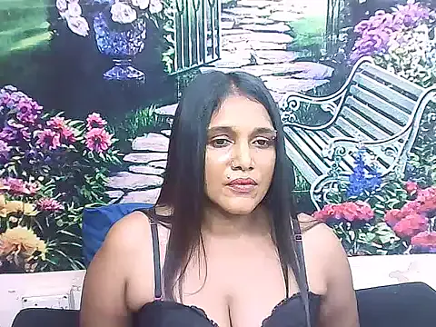 IndianSexyLady20 streaming now