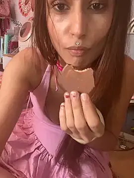 LaPetitechienne1's Thumb Image