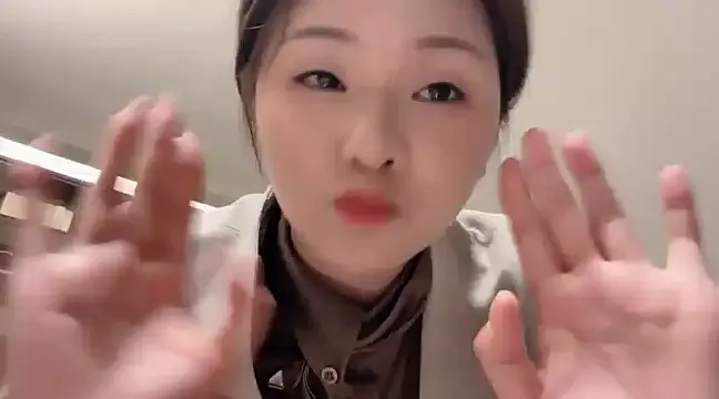 Mia-77's Thumb Image