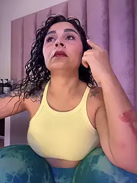 Natural_BIGASS_Nina Image 7