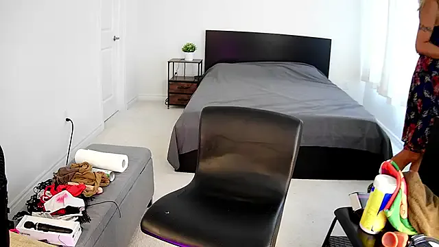 Ravishing_Roma Image 5