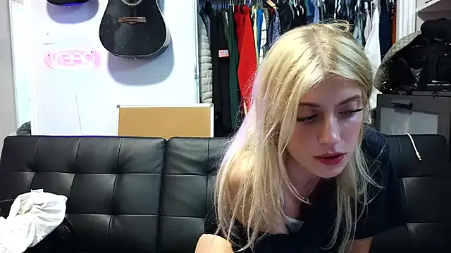 sinfulblonde1 Image 11