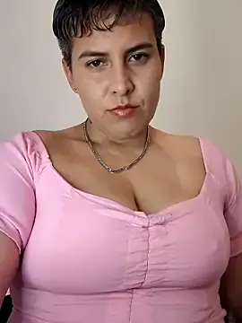 Yessi_rousse Image 7